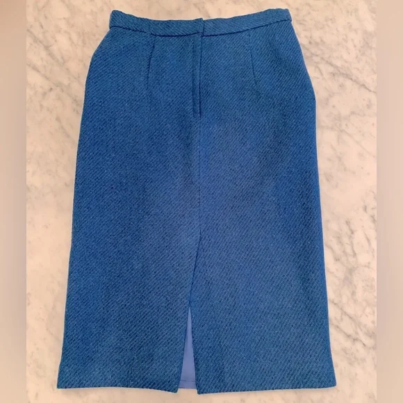 Vintage Fly Over cobalt tweed skirt suit with embroidery and rhinestones size 9 - Picture 12 of 15